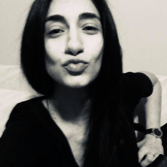 Meet your Posher, Niki - Picture 1 of 1